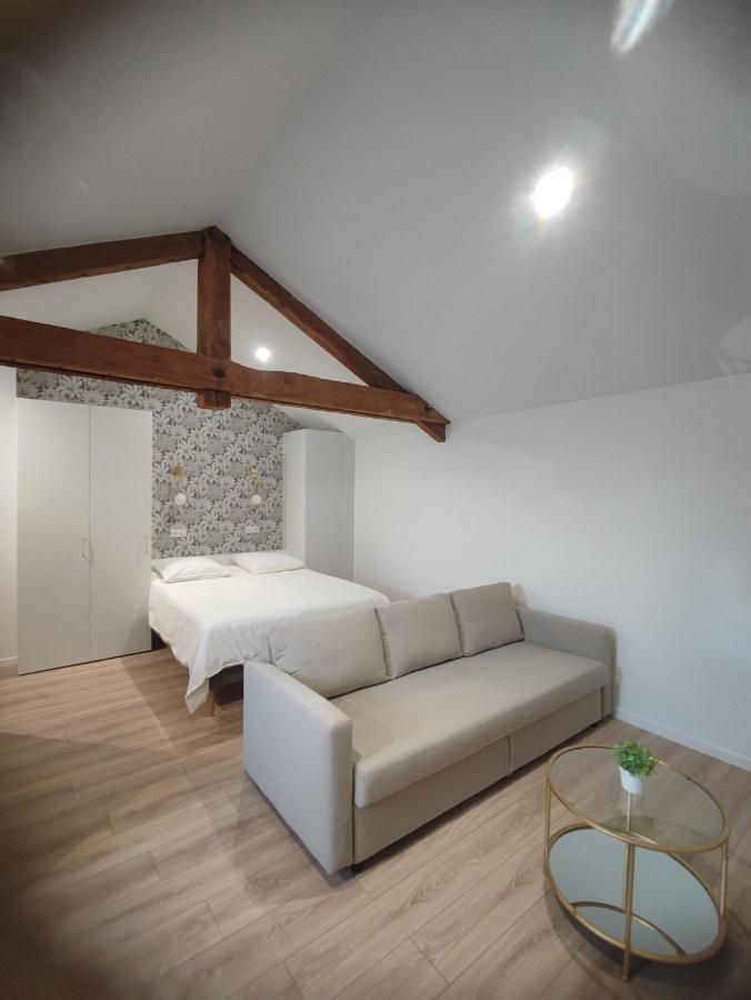 Place Barbe 第戎 外观 照片